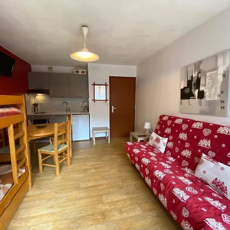 Apartment Au Centre De - Balcon, Garage, Proche Pistes Et Commerces - Fr-1-459-67 *